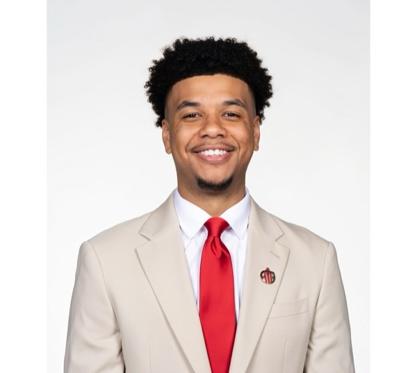 Sante Smith, Director of Operations at Limitless Acquisitions